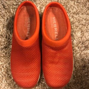 Merrill Women’s Slides